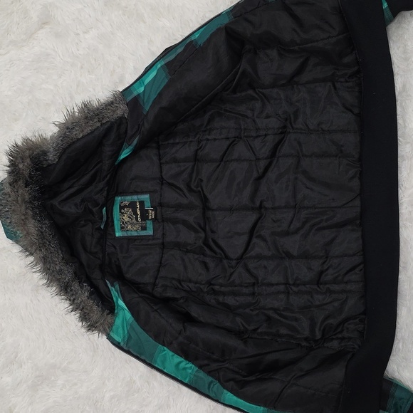 O'NEILL Green Plaid Bomber Coat With Faux Fur Hood. Size L - Picture 3 of 7